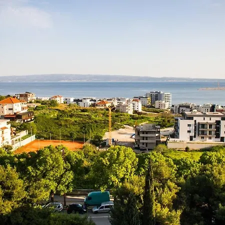 Faith Apartman